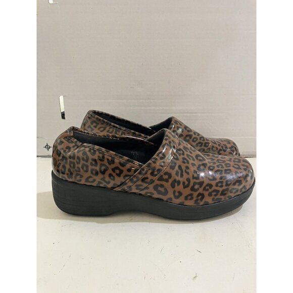 Leopard Print Women's Mules - Picture 5 of 8